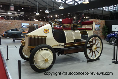 1900 Lohner Porsche electric vehicle with range extender